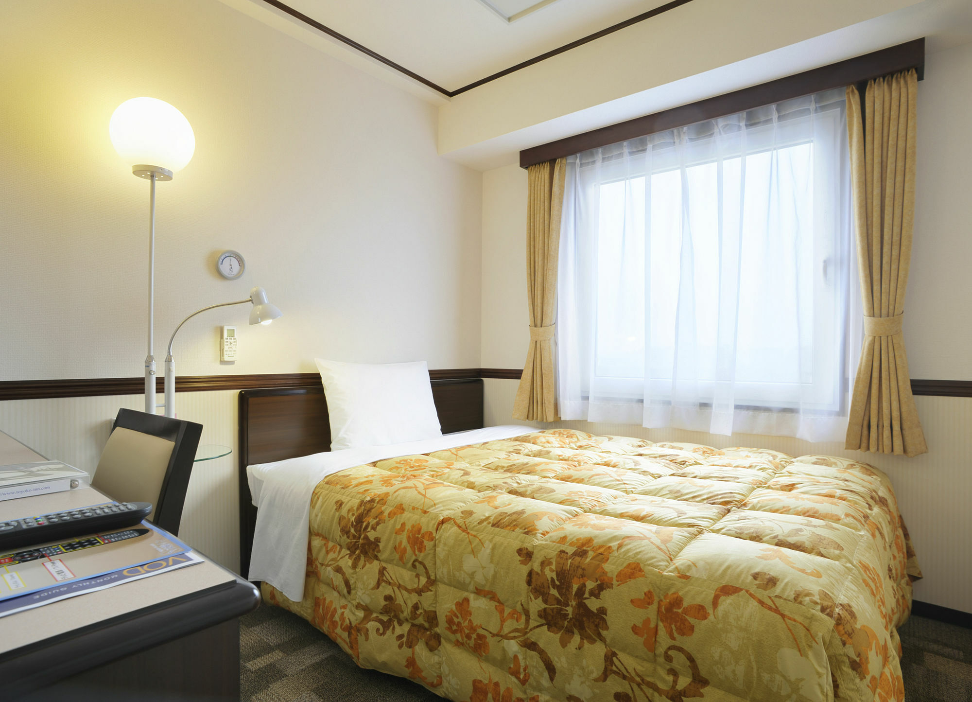 Toyoko Inn Osaka Semba No.1 Exterior foto